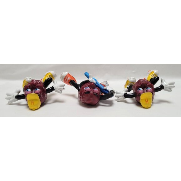 Lot of 3 Vintage California Raisins PVC Figurines Roller Skating Playing Guitar - Picture 5 of 6